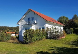 Urlaub in ruhiger Lage mit Südbalkon mit Blick auf den Bayerischen Wald