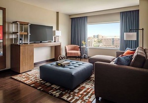 4-Star Hotel ∙ Hyatt Regency Aurora-Denver Conference Center