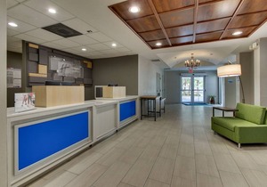 Holiday Inn Express & Suites West Palm Beach Metrocentre, an IHG Hotel