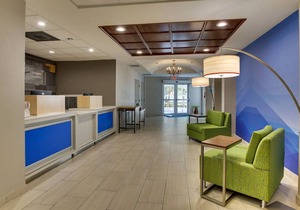 Holiday Inn Express & Suites West Palm Beach Metrocentre, an IHG Hotel