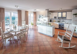 Vacation apartment/apartment for 6 guests with 140m² in Westermarkelsdorf (51538)