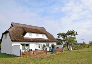 Vacation apartment under thatched roof with terrace Lee - Ferienwohnungen unterm Reetdach