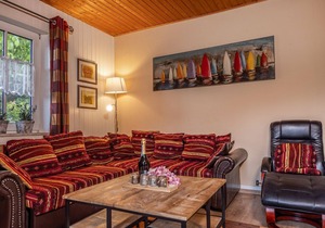 Vacation apartment 50027 - Formerly a train station, now a tasteful vacation home: the
