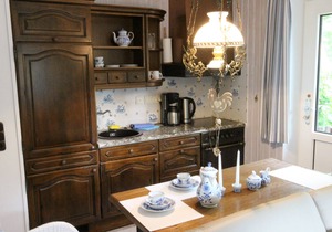 Vacation apartment with 2 bedrooms, terrace and beach chair
