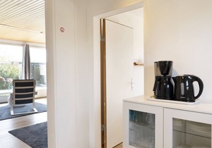 Vacation bungalow Zwergenhaus mit Meeresrauschen with terrace at Zwergenweg 24 in G