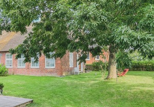 Vacation home Alte Schule Horsbüll in Emmelsbüll-Horsbüll for up to 2 persons