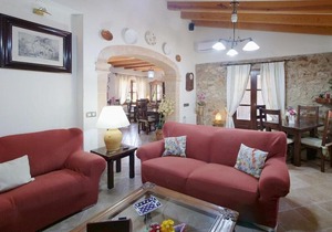 Vacation Home Finca Can Tort with Pool & Wi-Fi
