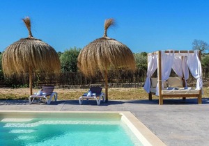 Vacation Home “Paraiso” with Pool, Terrace & Garden