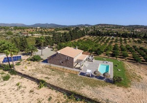 Vacation Home “Paraiso” with Pool, Terrace & Garden