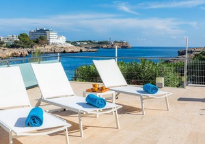 Vacation Home 'Sa Caleta' with Pool, Sauna, Balcony, Jacuzzi, Wi-Fi & A/C