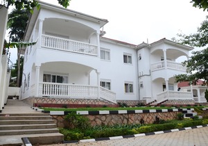 Vacation Home Muyenga - Royal Apartment