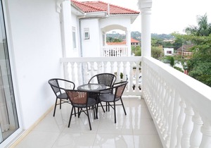 Vacation Home Muyenga - Royal Apartment