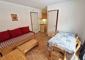 Valfréjus: 2-room + cabin, central location, 4/6 people
