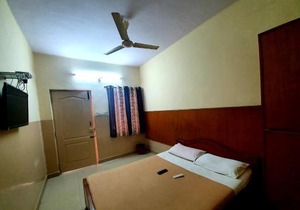 Veekay Residency