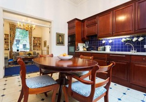 Veeve - Queen's Gardens Flat