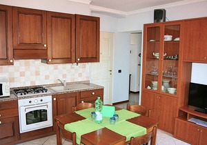 Verbania Intra: APARTMENT IN THE QUIET HISTORIC CENTER IN PEDESTRIAN ZONE.