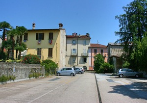 Verbania Intra: APARTMENT IN THE QUIET HISTORIC CENTER IN PEDESTRIAN ZONE.