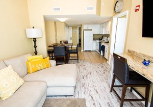 **Very Comfortable Oceanfront Condo with a good location. Nicely furnished!**