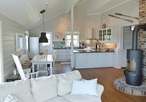 Very nice and large cottage with a beautiful view over the Grønsfjord, which is rich in fish.