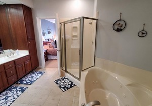 Very Popular*Lake Front*2 Kings*2 Jetted Tubs