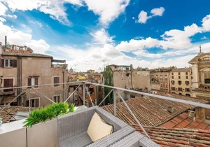 Vetrina Apartment