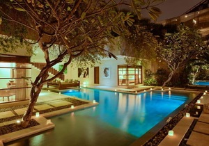 Vibrant 6BR Luxurious Villa, Seminyak! 7Min Walk To The Beach! W/Swim Pool!