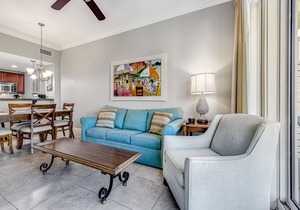 Vibrant seventh-floor condo with pool, hot tub, sauna, private W/D & fast WiFi