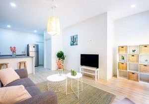 Vibrant Willemstad Stay with Artistic Flair