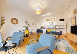 Victoria Apartment