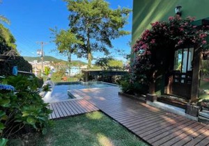 Vila de Zimbros Casas de Aluguel