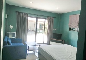 VILAGE STUDIO TV 3, 1.5 KM TO BANGTAO BEACH(1157 )