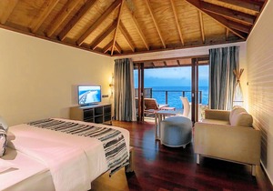 Vilamendhoo Island Resort & Spa