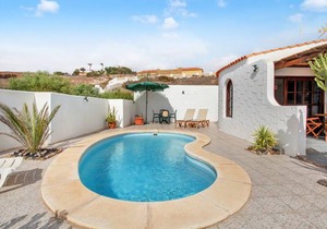 Villa ∙ 2 bedrooms ∙ 4 guests