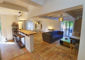 Villa 200 M2 with swimming pool and Mediterranean garden between Vallauris and Antibes