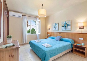 Villa ∙ 3 bedrooms ∙ 6 guests