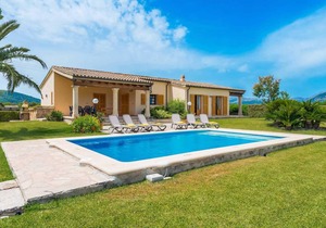 Villa ∙ 3 bedrooms ∙ 6 guests