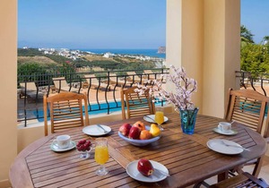 Villa ∙ 3 bedrooms ∙ 6 guests
