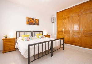 Villa ∙ 3 bedrooms ∙ 6 guests