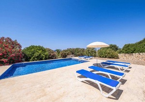 Villa ∙ 3 bedrooms ∙ 6 guests