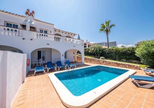 Villa ∙ 3 bedrooms ∙ 6 guests