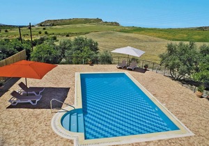 Villa ∙ 4 bedrooms ∙ 8 guests
