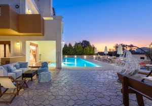 Villa 4 Seasons, sensing authenticity and luxury!