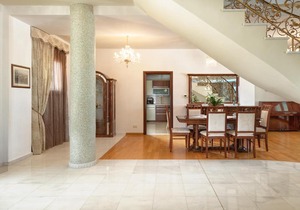 Villa 4 Seasons, sensing authenticity and luxury!