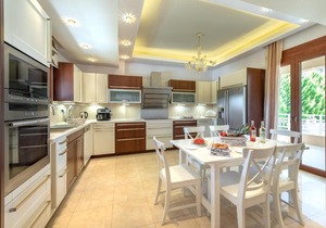 Villa 4 Seasons, sensing authenticity and luxury!