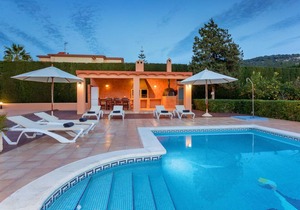 Villa ∙ 6 bedrooms ∙ 12 guests