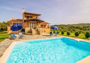 Villa Aetos: Large Private Pool, Sea Views, A/C, WiFi, Eco-Friendly