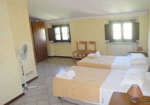 Villa Alexia Tuscany (entire house with private garden and pool)