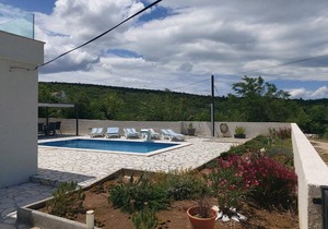 Villa Anna with pool