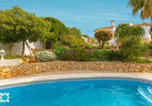 Villa Bella Costa by Abahana Villas
