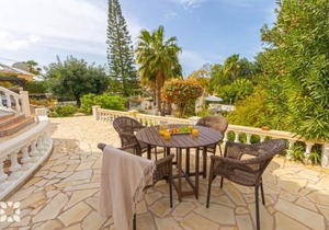 Villa Bella Costa by Abahana Villas